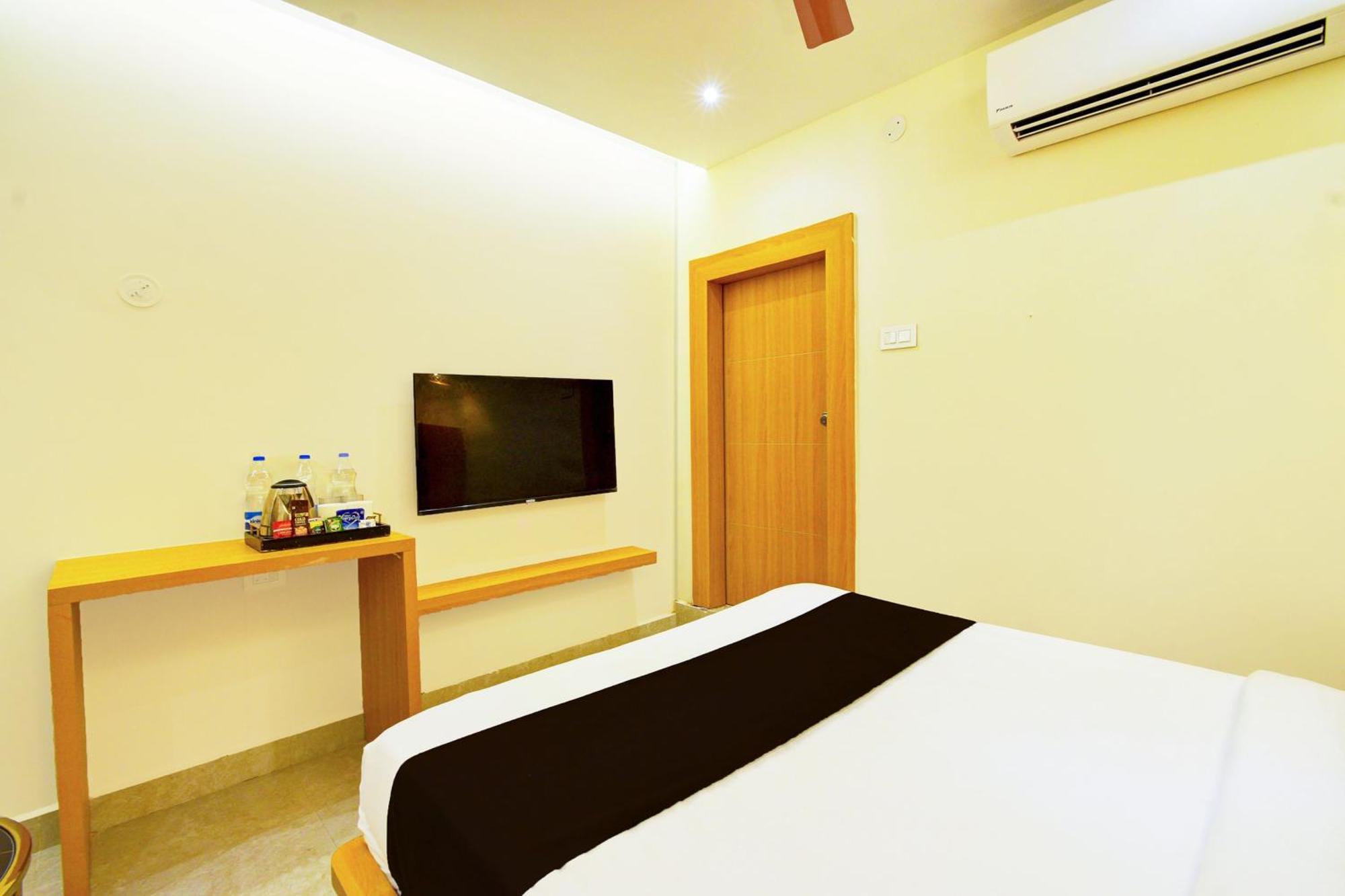 Hotel O Svs Suites Luxury Rooms Trimulgherry Ngoại thất bức ảnh