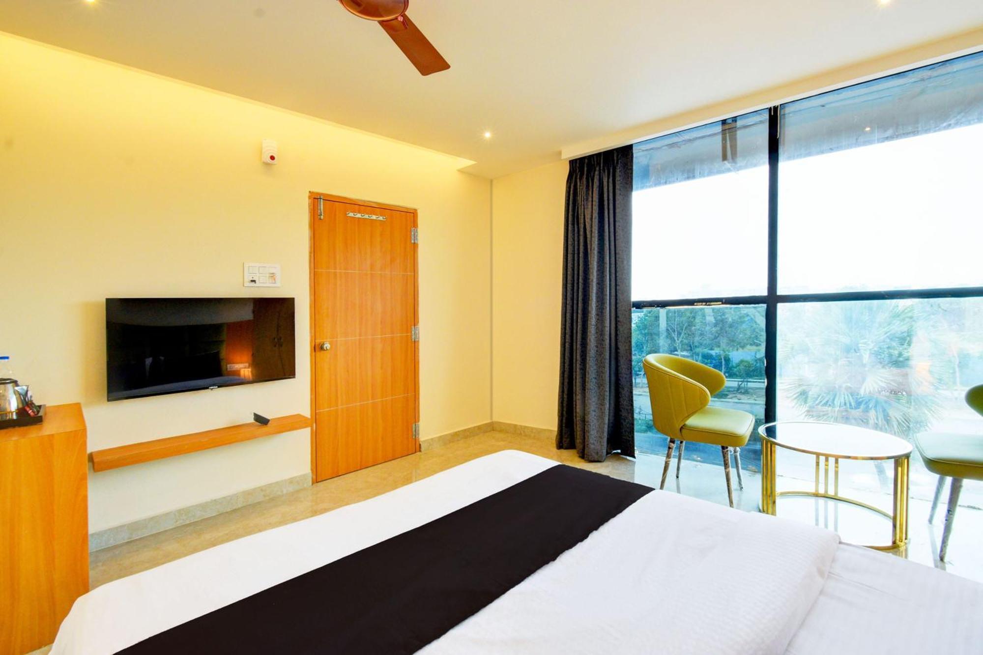 Hotel O Svs Suites Luxury Rooms Trimulgherry Ngoại thất bức ảnh