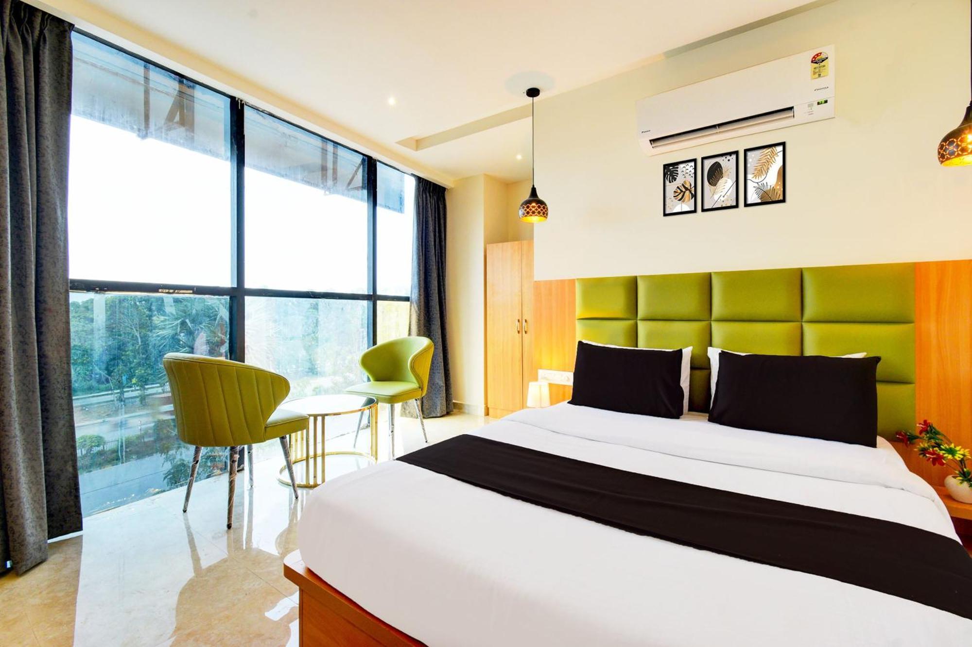Hotel O Svs Suites Luxury Rooms Trimulgherry Ngoại thất bức ảnh