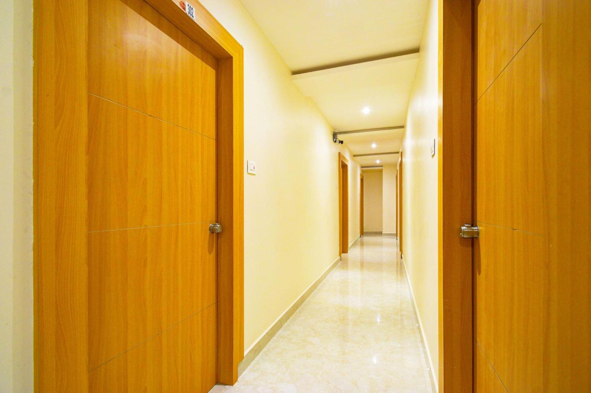 Hotel O Svs Suites Luxury Rooms Trimulgherry Ngoại thất bức ảnh