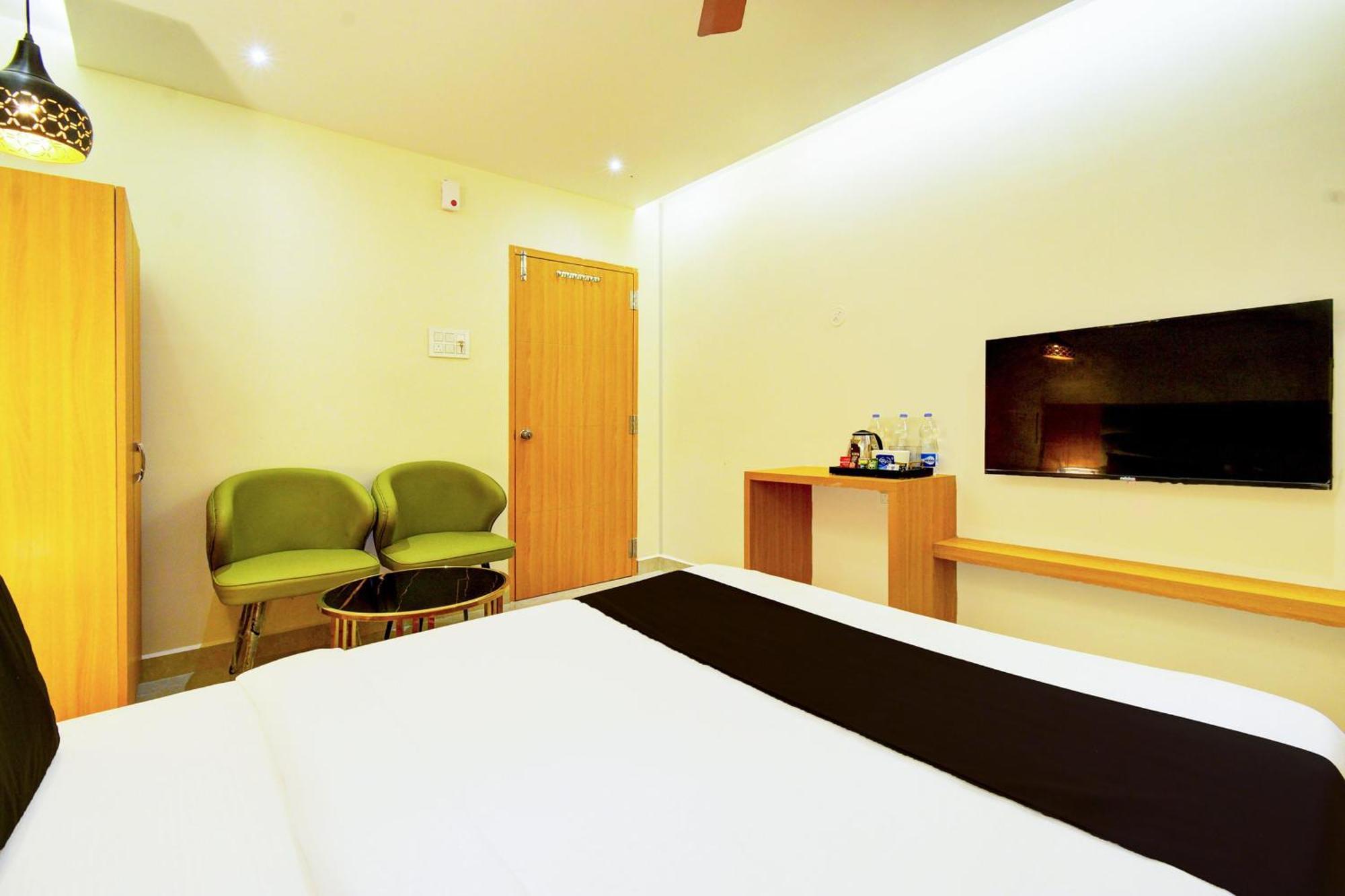 Hotel O Svs Suites Luxury Rooms Trimulgherry Ngoại thất bức ảnh