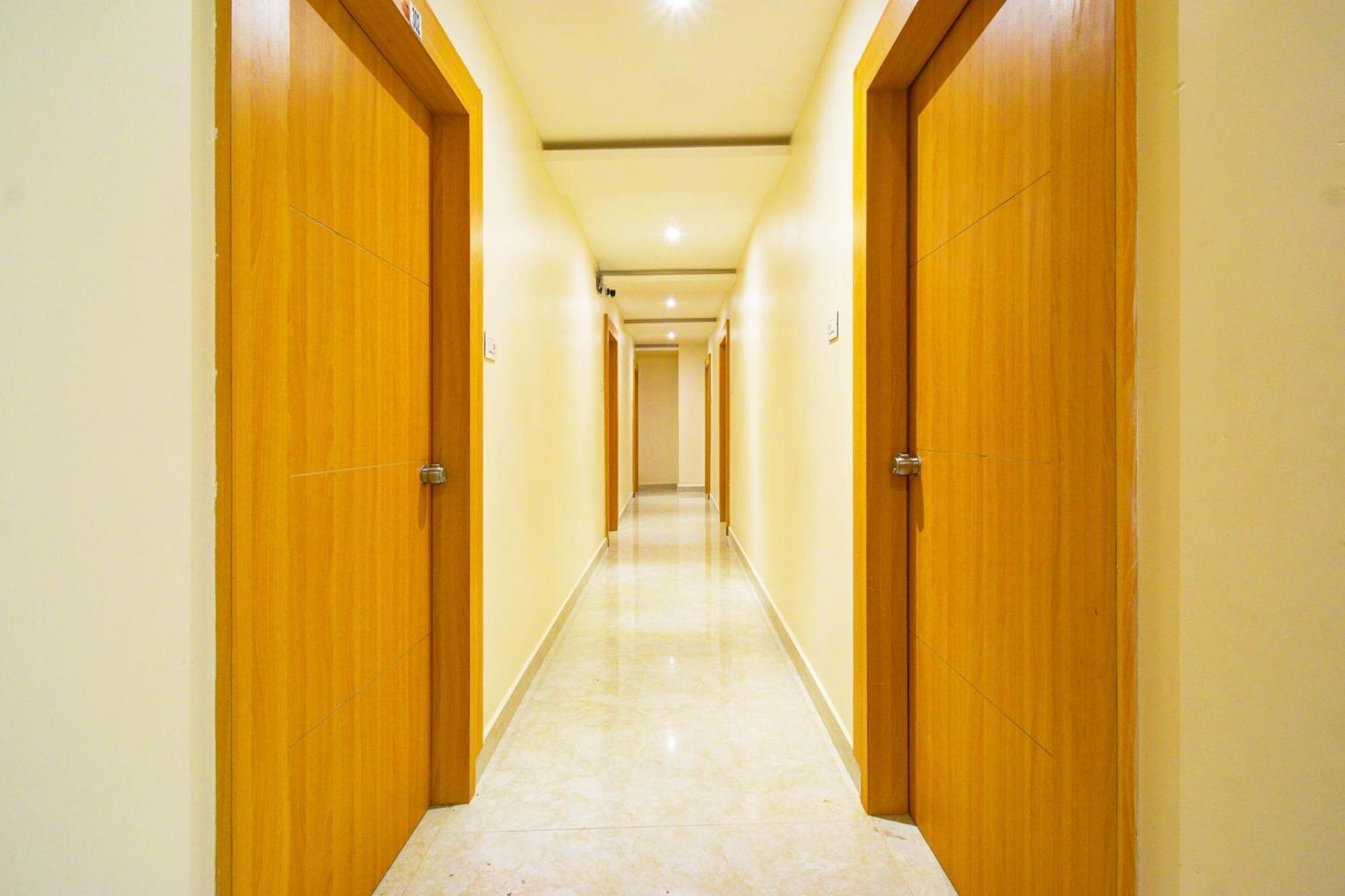 Hotel O Svs Suites Luxury Rooms Trimulgherry Ngoại thất bức ảnh