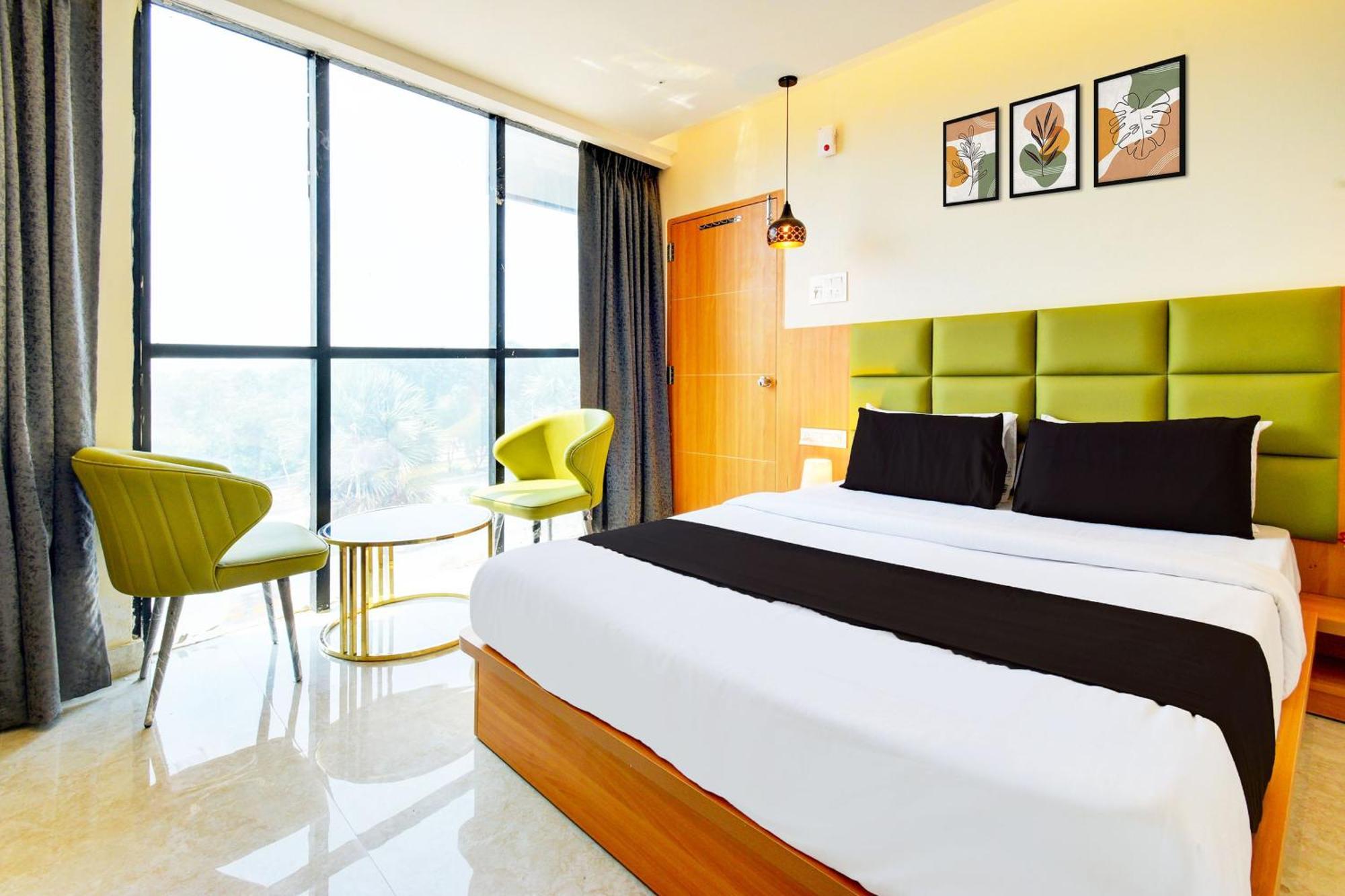 Hotel O Svs Suites Luxury Rooms Trimulgherry Ngoại thất bức ảnh